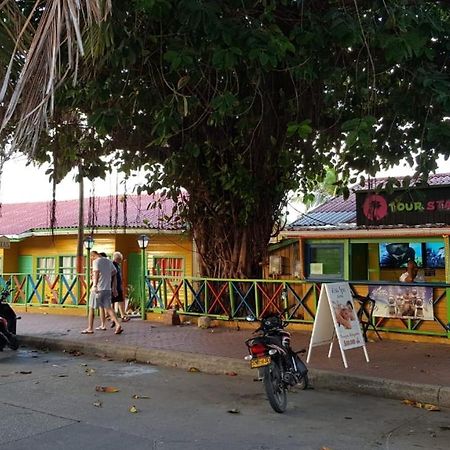 Apartahotel Tres Casitas San Andrés Exterior foto