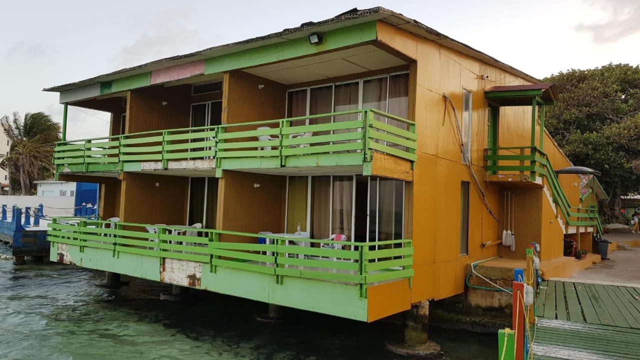 Apartahotel Tres Casitas San Andrés Exterior foto